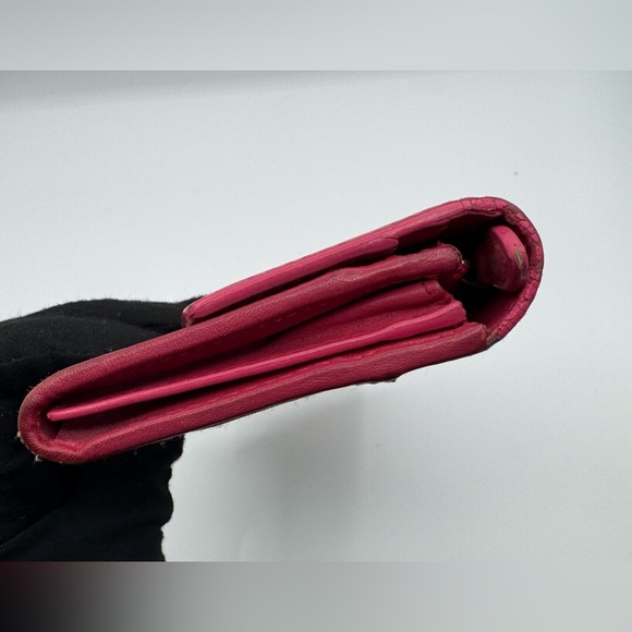 Burberry Wallet with Unbranded Chain | Overall Good Condition - Picture 10 of 12